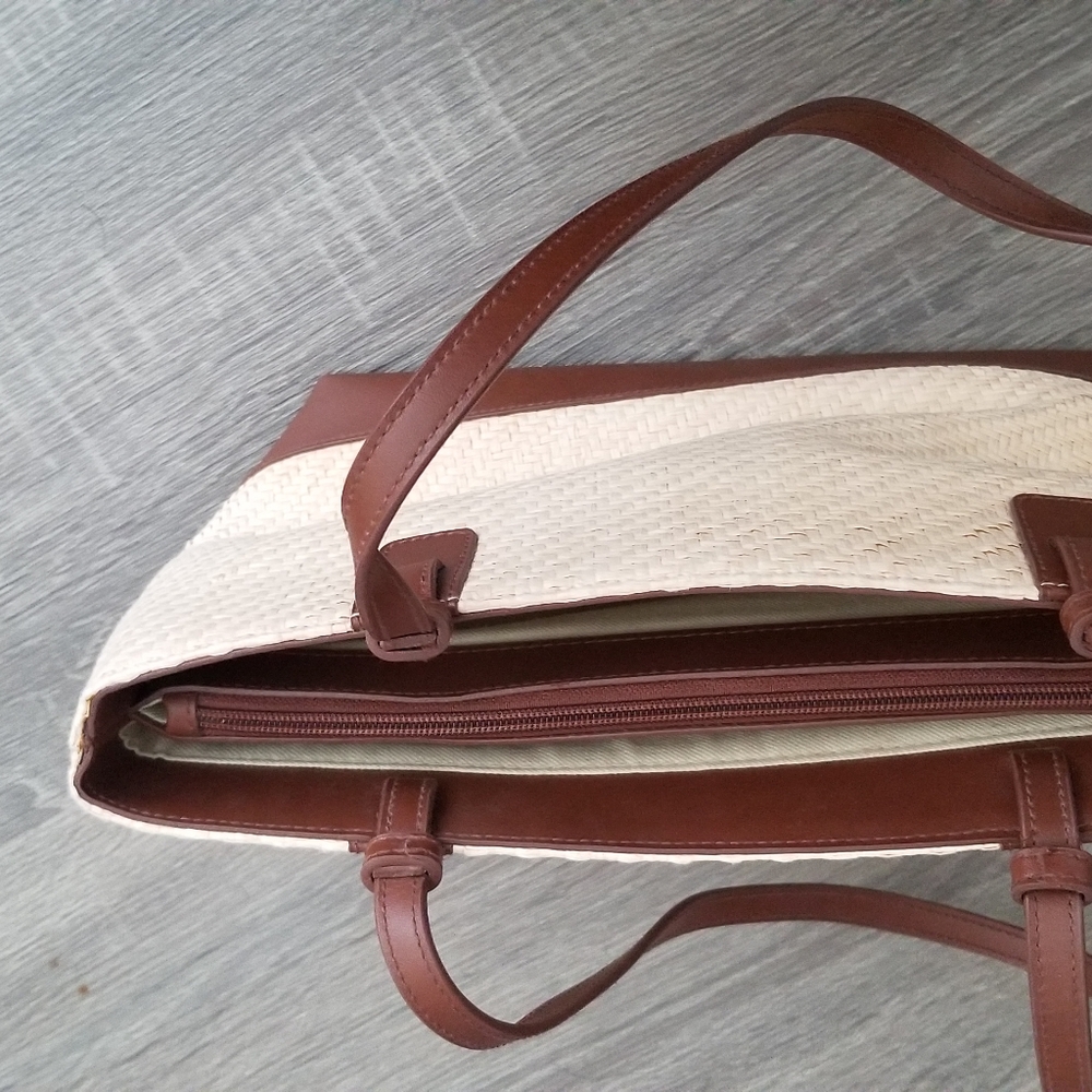 Purse - Picture 3 of 3